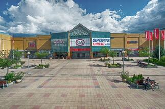 CBRE continues to manage Campona and Pólus Center shopping centres