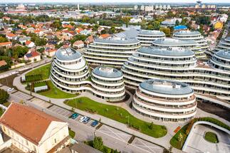 IWG opens new regus office building in Szeged, as demand for hybrid working rises