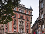 Offices to let in Central Palace