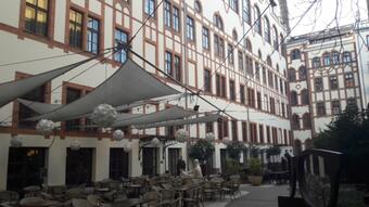 GALCAP EUROPE acquires prestigious building in the center of Budapest