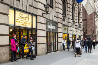 This spring Lindt opens its new retail store in Budapest