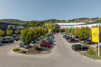 STOP SHOP portfolio reached 100% occupancy in Hungary: Fully leased retail parks in 14 locations