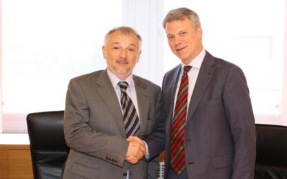 Hungary MOL, Magyar Telekom sign strategic co-operation deal