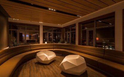 Unique, Clean Interior Design and Special Working Environment on the Highest Level of West End Business Center