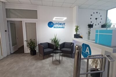 AUTÓKUT Irodaház