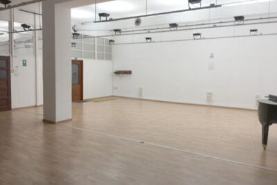 XIV. kerületben Stadionoknál villaépülei kiadó