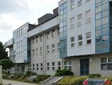 Offices to let in Terrapark D tömb