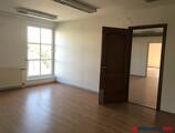 Offices to let in Laktanya irodaház