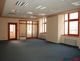 Offices to let in D33 Business Center