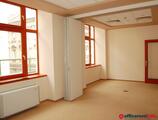 Offices to let in D33 Business Center