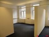 Offices to let in Étk Irodaház - ELADÓ
