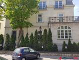Offices to let in Délibáb Villa