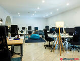 Offices to let in B6 iroda