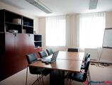 Offices to let in Páva Point Office