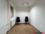 Offices to let in 13. Tatai út végén Kiválóan alkalmas , irodának,  raktárnak,web áruháznak, szerviznek 110 nm kiadó