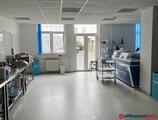 Offices to let in Utcai bejáratú 317 nm ÜZLETHELYISÉG - IRODA kiadó. IV.  Újpest központnál a metrótól 2 percre