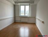 Offices to let in Váci út irodaház