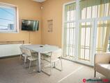 Offices to let in Forest & Ray Dental Hungary Kft
