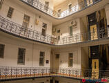 Offices to let in Peter Desics
