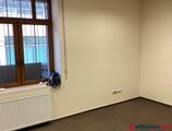 Offices to let in 1094. IX. kerületben  Soroksári út Haller utcánál kiadó utcai bejáratos üzlet/iroda helyiség.