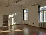 Offices to let in Stern Palota