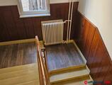Offices to let in Blaha Lujza térnél,kiadó 200 -es őnnáló ház