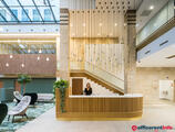 Modern szárny lobby