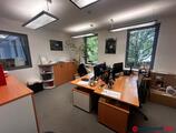 Offices to let in M156 Irodaház