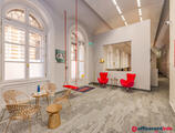 Offices to let in Ybl Palota