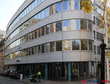 Offices to let in Globe3 Irodaház