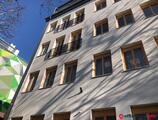 Offices to let in Galaxy Irodaház