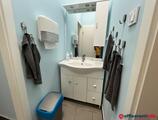 Mosdó 2 WC-vel