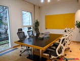 Offices to let in Bakáts Center