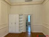 Offices to let in Alkotmany Street Office or Company
