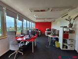 Offices to let in YACHT Irodaház