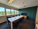 Offices to let in YACHT Irodaház