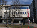 Offices to let in Vivax Kft