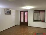 Offices to let in Kiadó  II. Vihorlát utcában lévő 245 nm –es önálló családi ház irodának