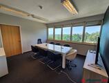 Offices to let in YACHT Irodaház