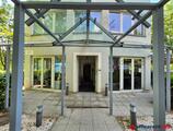 Offices to let in YACHT Irodaház