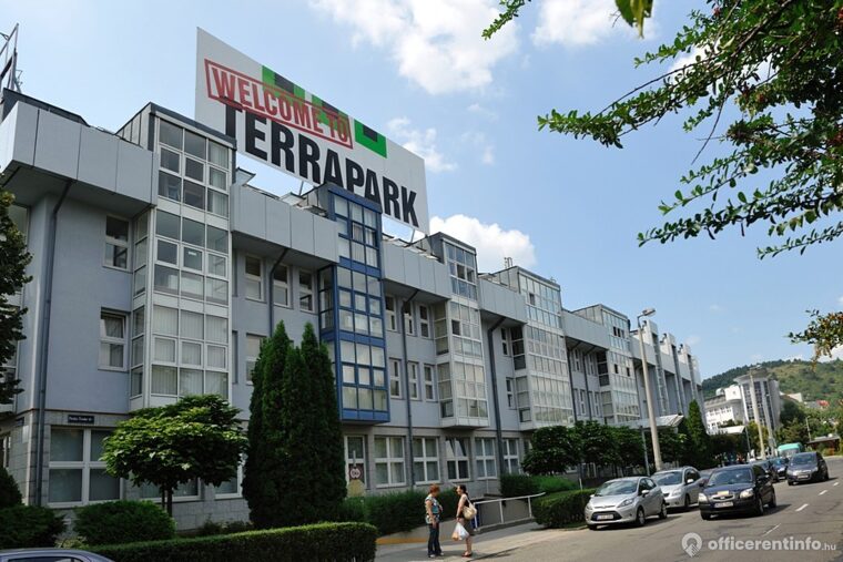 Offices to let in Terrapark D tömb