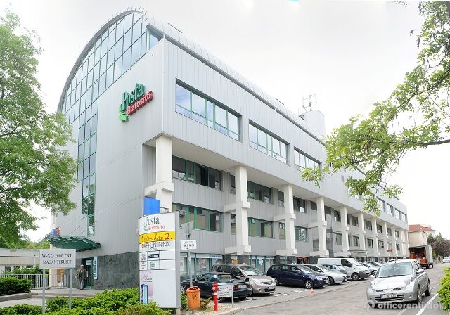 Offices to let in Rózsaházak