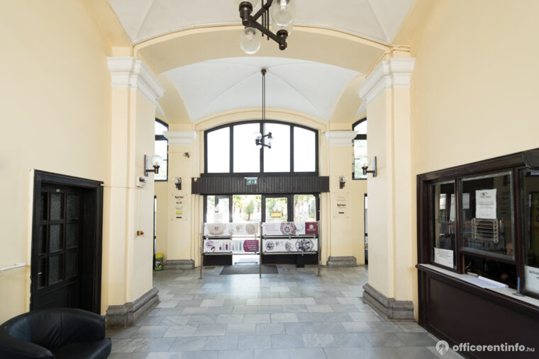 1. Főépület aula
