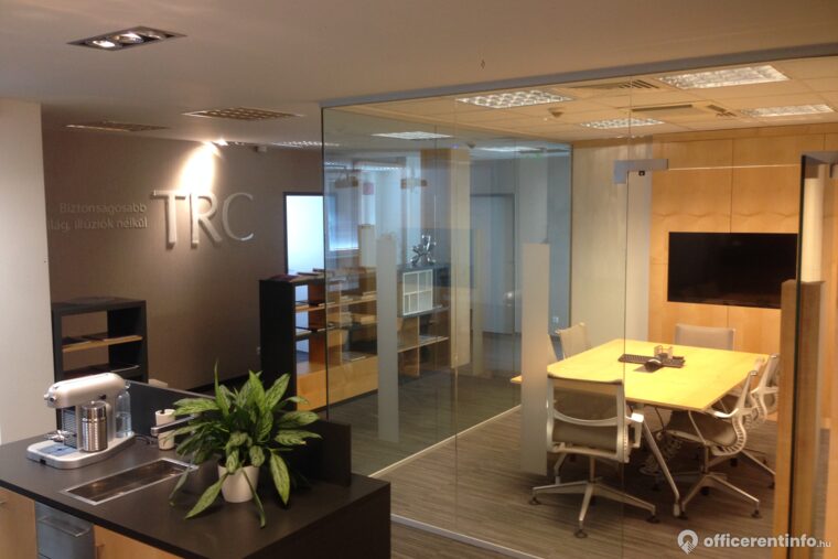 Offices to let in Montevideo Office Park
