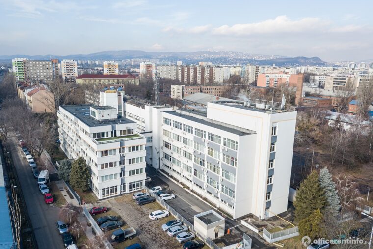 Offices to let in Start Irodaház