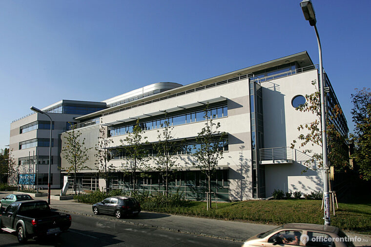 Offices to let in Büro Center West