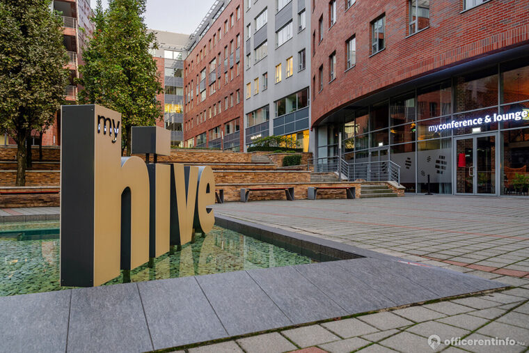 Offices to let in myhive Átrium Park
