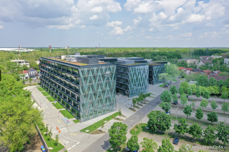 Offices to let in Forest Center