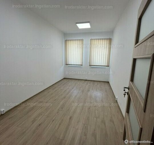 Offices to let in Kis méretű irodák kiadók 16. kerület Szabadföldi út végénél és Kistarcsa határánál közvetlenül M0 autópálya mellett