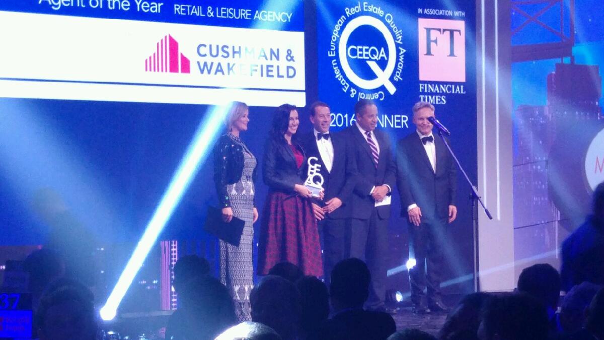 A Cushman & Wakefield az év legjobb kiskereskedelmi ingatlan ügynöke Közép-Kelet Európában (CEEQA) A Cushman & Wakefield az év legjobb kiskereskedelmi ingatlan ügynöke Közép-Kelet Európában (CEEQA)